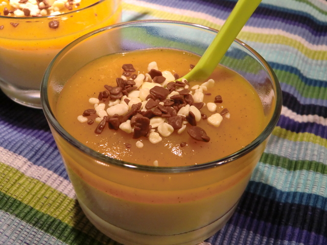 Pannacotta med mango, kokos och vit choklad