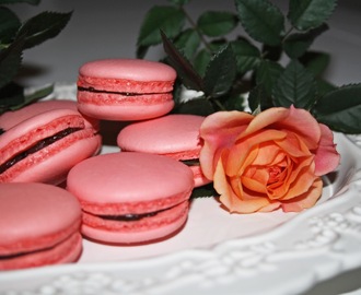 Macarons fyllda med Passionsfruktstryffel