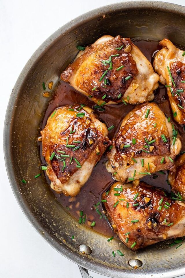 Honey garlic chicken thighs - Simply Delicious | Recipe | Honey garlic chicken thighs, Honey garlic chicken, Easy chicken recipes