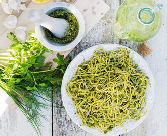 Spaghetti med dillpesto och västerbottenost