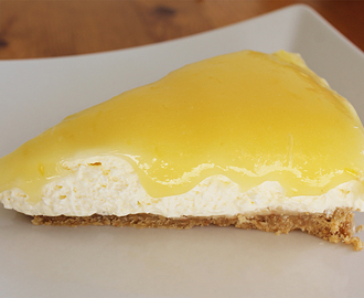 Lemon and coconut cheesecake