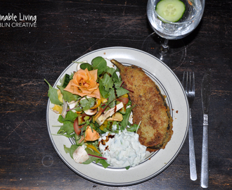 Mandelpanerad aubergine med sommarsallad