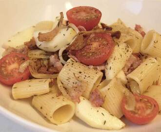 Pasta med kantareller och bacon