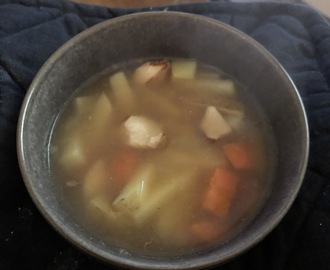 Hemgjord Kyckling Soppa