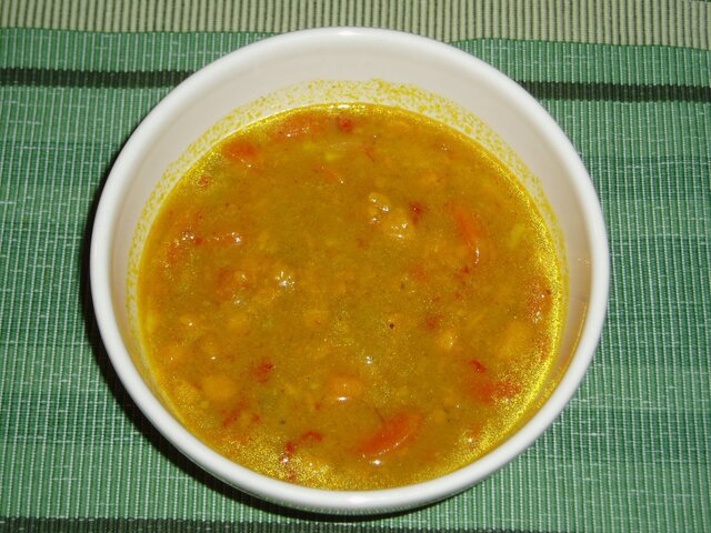 Indisk curry- och morotssoppa