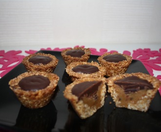 Kolatarteletter med chokladtopping