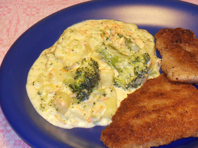 Råstuvad potatis med ost och broccoli