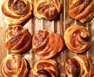 Running baker: Cardamom rolls, Breakfast delight and Solhagas vallmo!