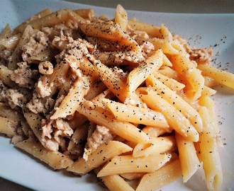 Penne alla carbonara di tonno