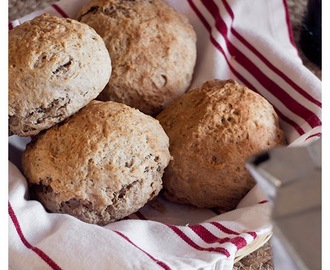 Scones med vört till decemberfrukosten