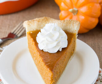 Super Easy Pumpkin Pie Recipe