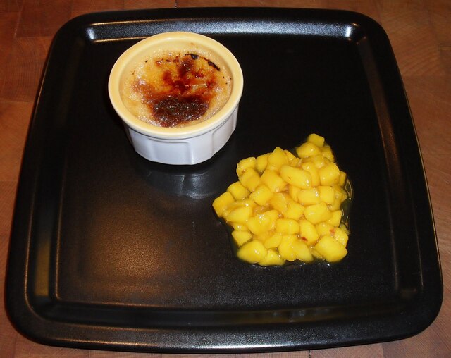 Creme brulé med citron, chili och honungsmarinerad mango!