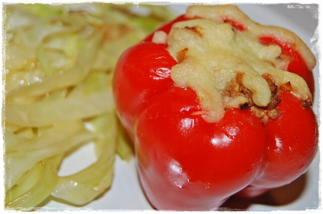 Köttfärsfylld paprika med osttäcke