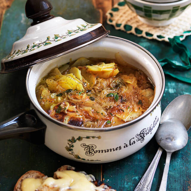 Potatis- och löksoppa – recept