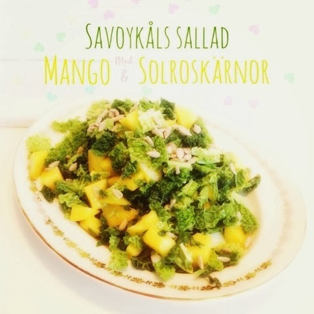 Savoykålssallad med mango
