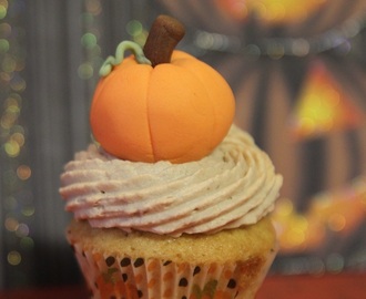 Mini HalloweenCupcakes med Centerfluff