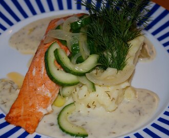 Ugnsbakad lax med dill & citronsås och slungad färsk gurka