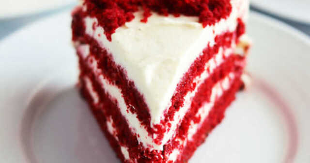Red velvet cake med frosting