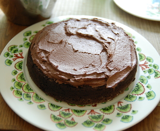 Glutenfri och mjölkfri lyxig chokladtårta