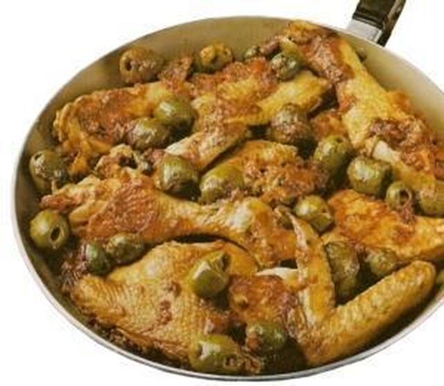 Kyckling med oliver (Pollo con olive)