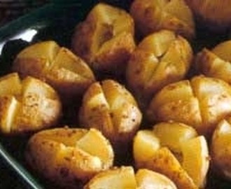 Bakad potatis med kaviarröra