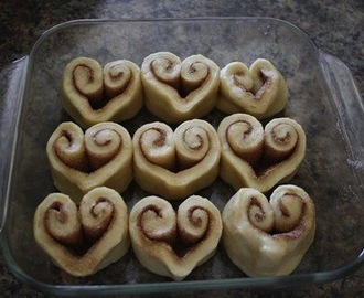 Kanelbullens dag är sig inte lik – här blir det andra bullar!