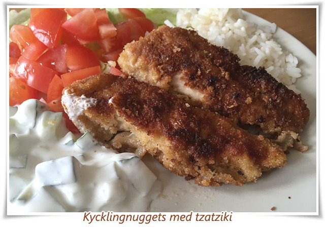 Kycklingnuggets med tzatziki