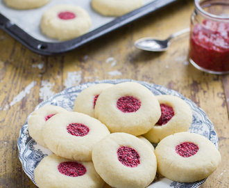 Raspberry Chia Thumbprint Cookies
