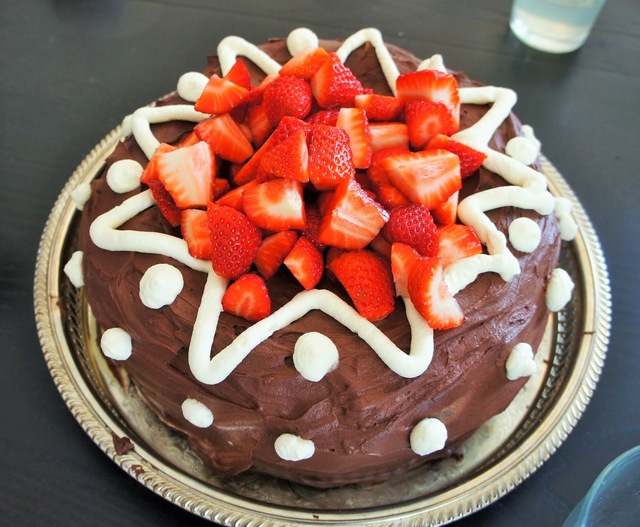 Chokladtårta med vitchoklad och päron - Ett paradbak!
