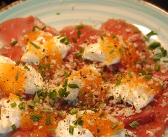 Carpaccio med löjrom och pepparrot