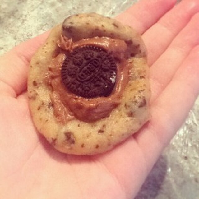 Oreo Cheesecake stuffed Chocolate Chip Cookies