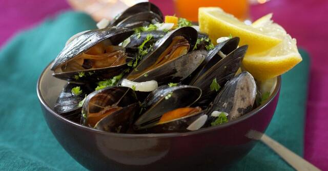 Moules marinière – vinkokta musslor