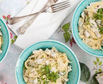 Kyckling med pasta och ädelost