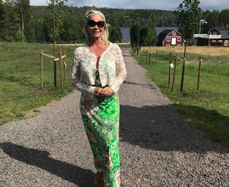 Midsommar i  By med fina vänner!