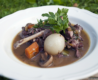 Tuppslakt och Coq au vin