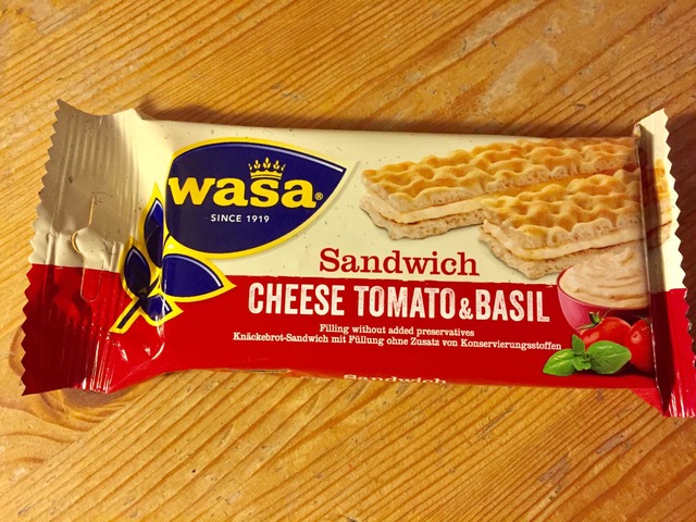 Wasa Sandwich Cheese Tomato & basil