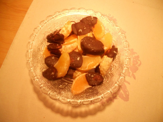 Chokladdoppade mandariner med flingsalt