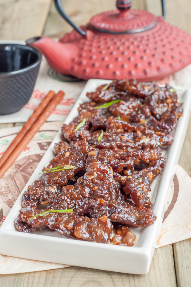 Crispy and Sticky Mongolian Beef