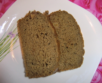 Glutenfri banankaka à la Lilla I - med päron, russin och teffmjöl