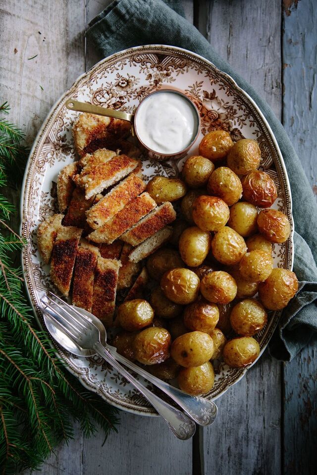 Senapspanerade Sojafiléer & Saltrostad potatis med Senaps- & Honungsås : Fried Soy Fillets with Salt Roasted Baby Potatoes & Mustard Honey Dipp: