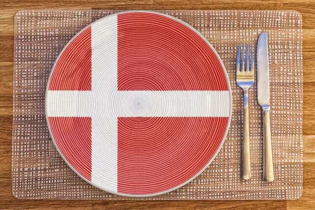 Dansk Mat – 12 Traditionella Maträtter från Danmark