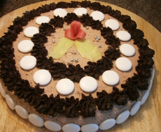 Chokladtårtor med chokladfrosting