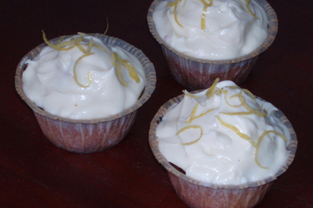 Lemon cupcakes