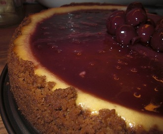 Körsbärs och Rom cheesecake