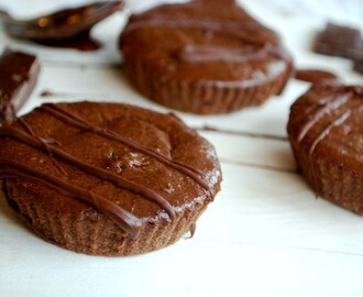 Banana brownie muffin