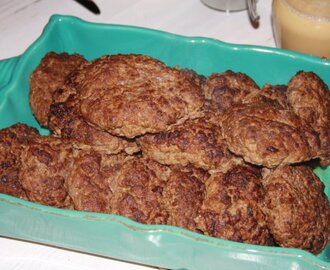 Köttfärsbiffar till middag!