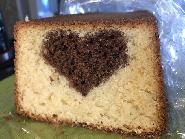 En hjärtlig kaka <3, vad du behöver veta för att göra en mjuk kaka med mönster