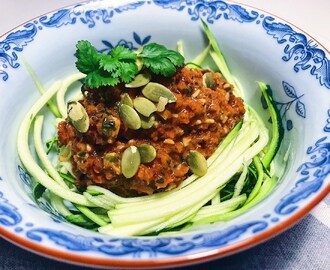 Pasta Napoletana - Rå tomatsås med zoodles