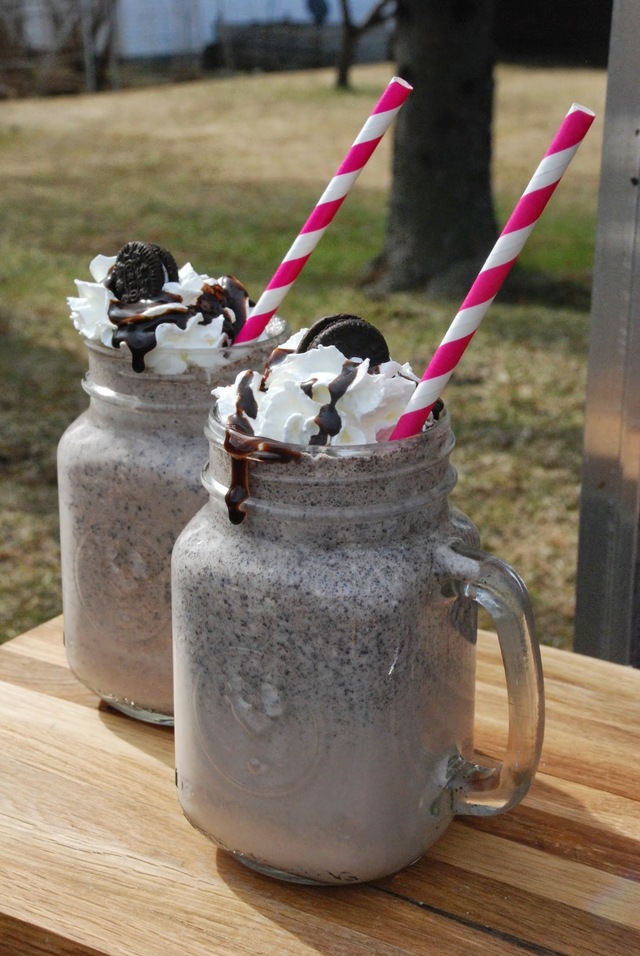 Oreo chocolate milkshake