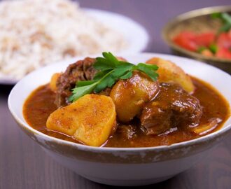 Yakhnet batata- Libanesisk gryta med potatis och kött